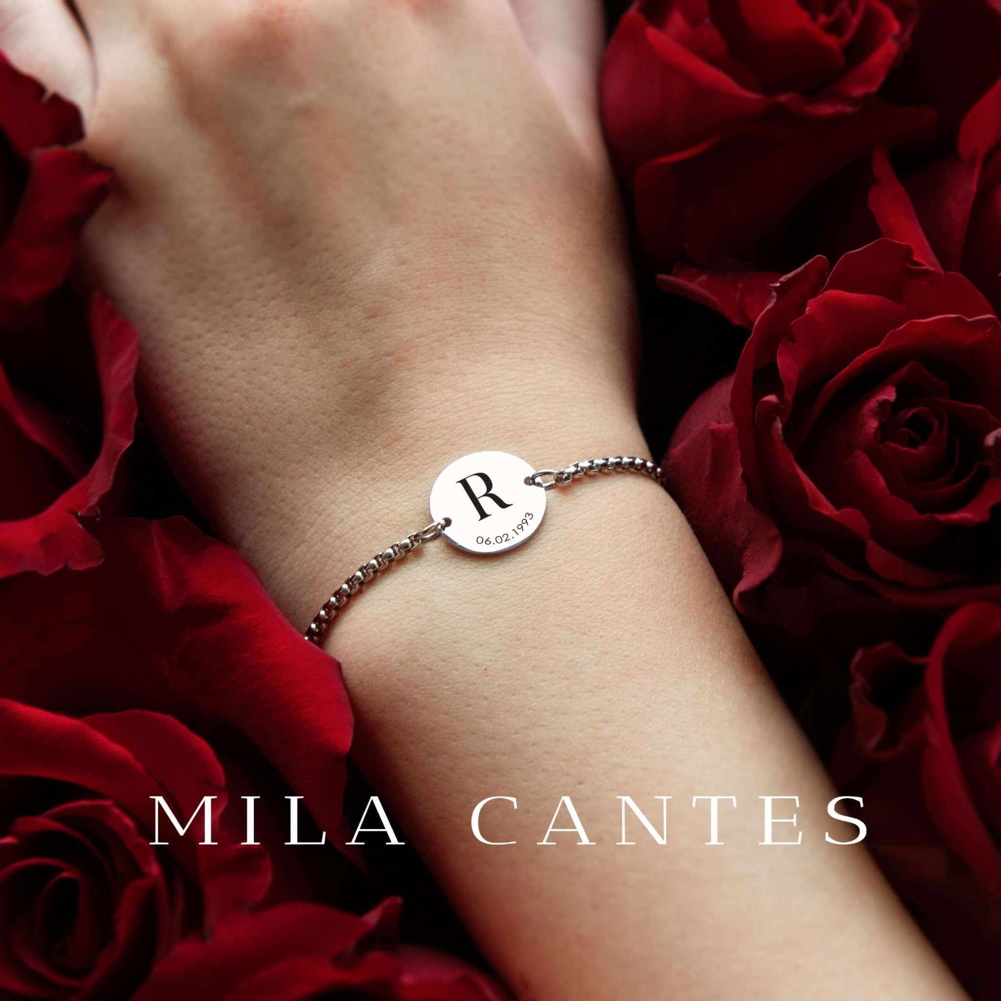 DIXIE | Initial Letter - MILA CANTES